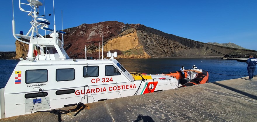 guardia costiera.jpg