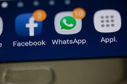 Ehy, Zuckerberg? Whatsapp e Facebook down da ore