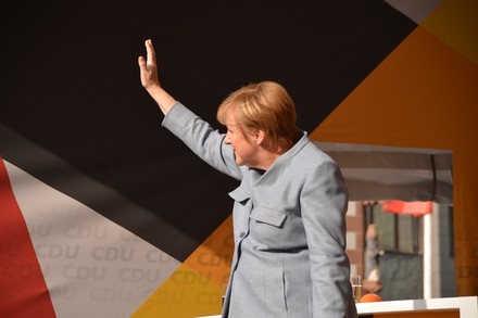 Merkel al G20: &ldquo;Evitare collasso economia afghana&rdquo;
