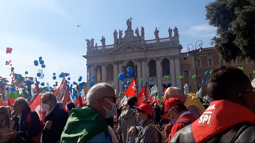 Roma, manifestazione piazza San Giovanni 16 ottobre 2021