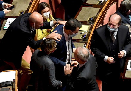 DDL Zan, il Senato diventa una curva&hellip; di indecenza