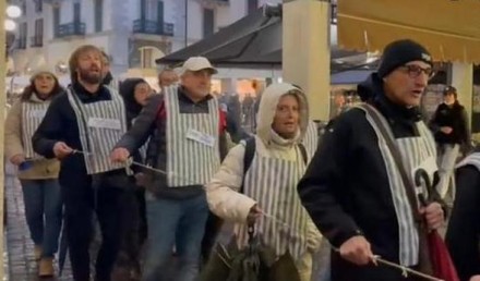 Ronzulli: "A Novara No-vax anacronistici e vergognosi"