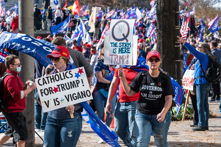 A Dallas in centinaia ad aspettare il figlio di JFK morto nel &lsquo;99