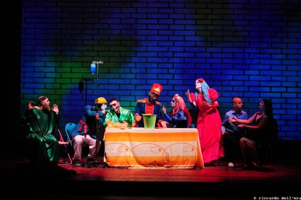 Cavare riflessioni da 'Rape rosse bucate'