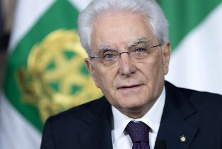 Mattarella chiama l'unit&agrave; d'Europa