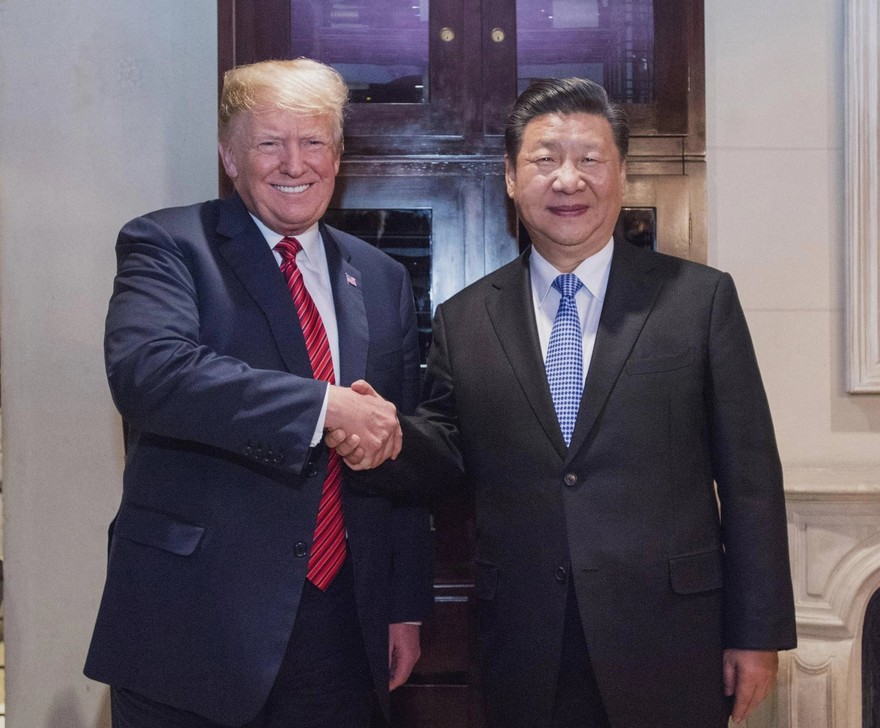 trump_xi_strettamano_ipa.jpg
