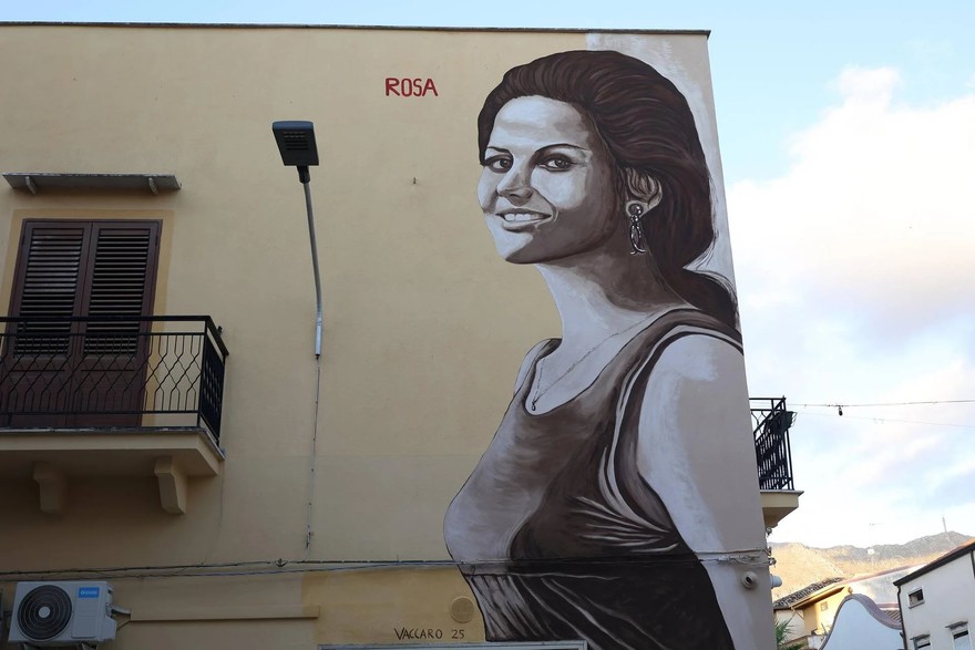 Claudia Cardinale murales.jpg